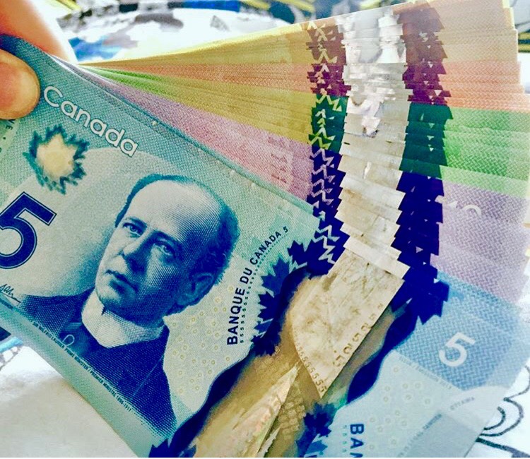 カナダドル紙幣
